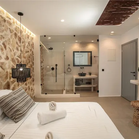 Naxos Village Hotel *