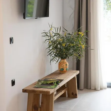 Naxos Village Hotel *