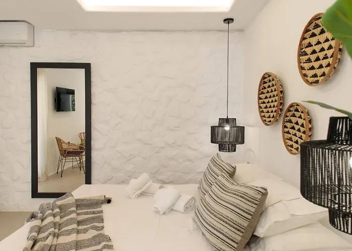 Hotel Naxos Village 3*